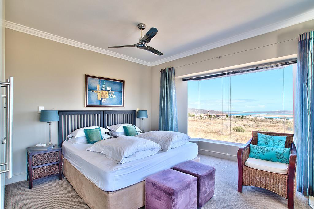 At The Rocks Guesthouse Langebaan Buitenkant foto